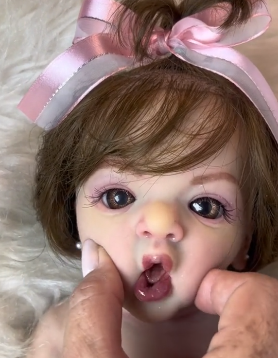 Boneca Vitória - Promoção Dia das Crianças! (Últimas Unidades)